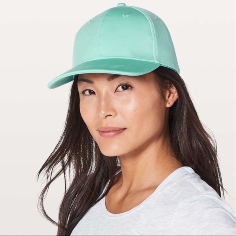 Lululemon Baller Hat in Washed Marsh - Picture 1 of 4